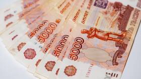 От чего зависит средняя заработная плата в Яшма Золото